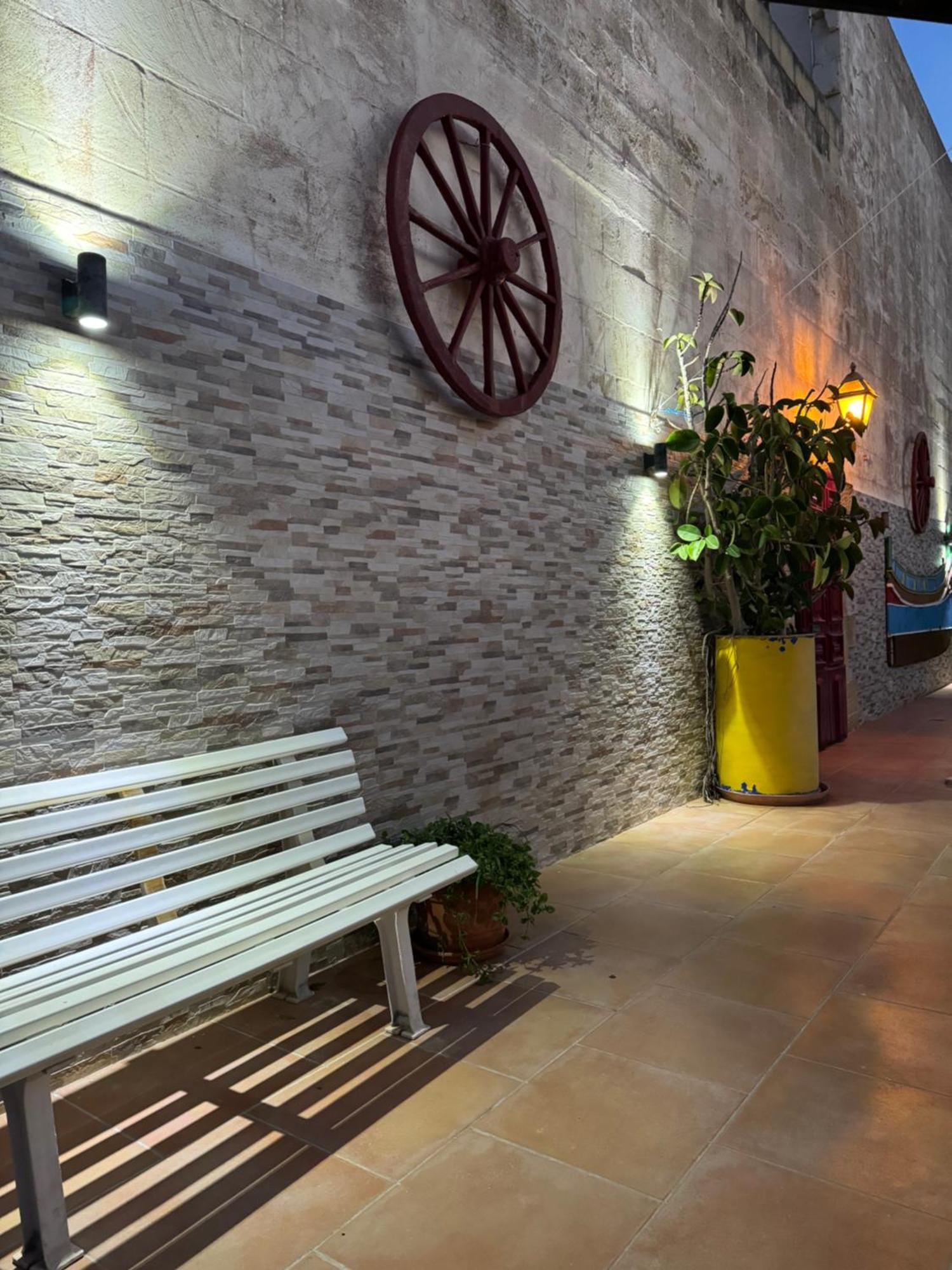 Hotel Tal-Bir Farmhouse Nadur Esterno foto
