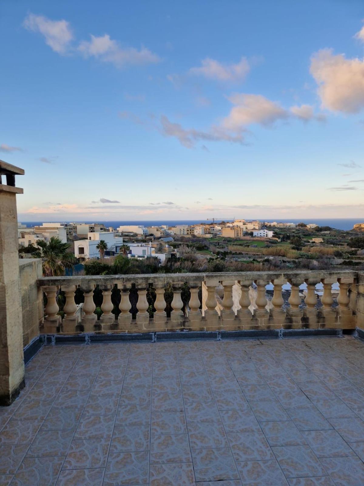 Hotel Tal-Bir Farmhouse Nadur Esterno foto