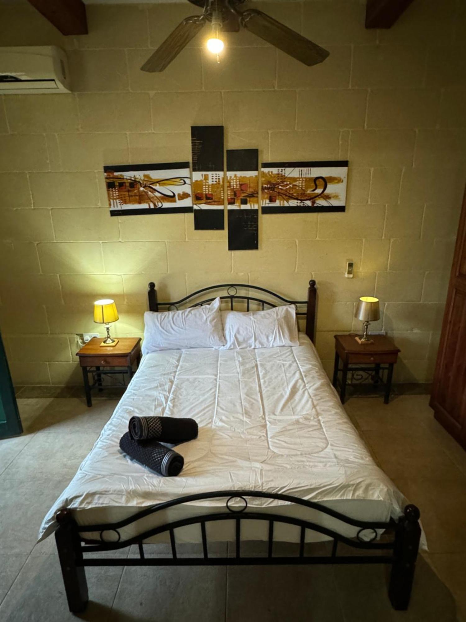 Hotel Tal-Bir Farmhouse Nadur Esterno foto