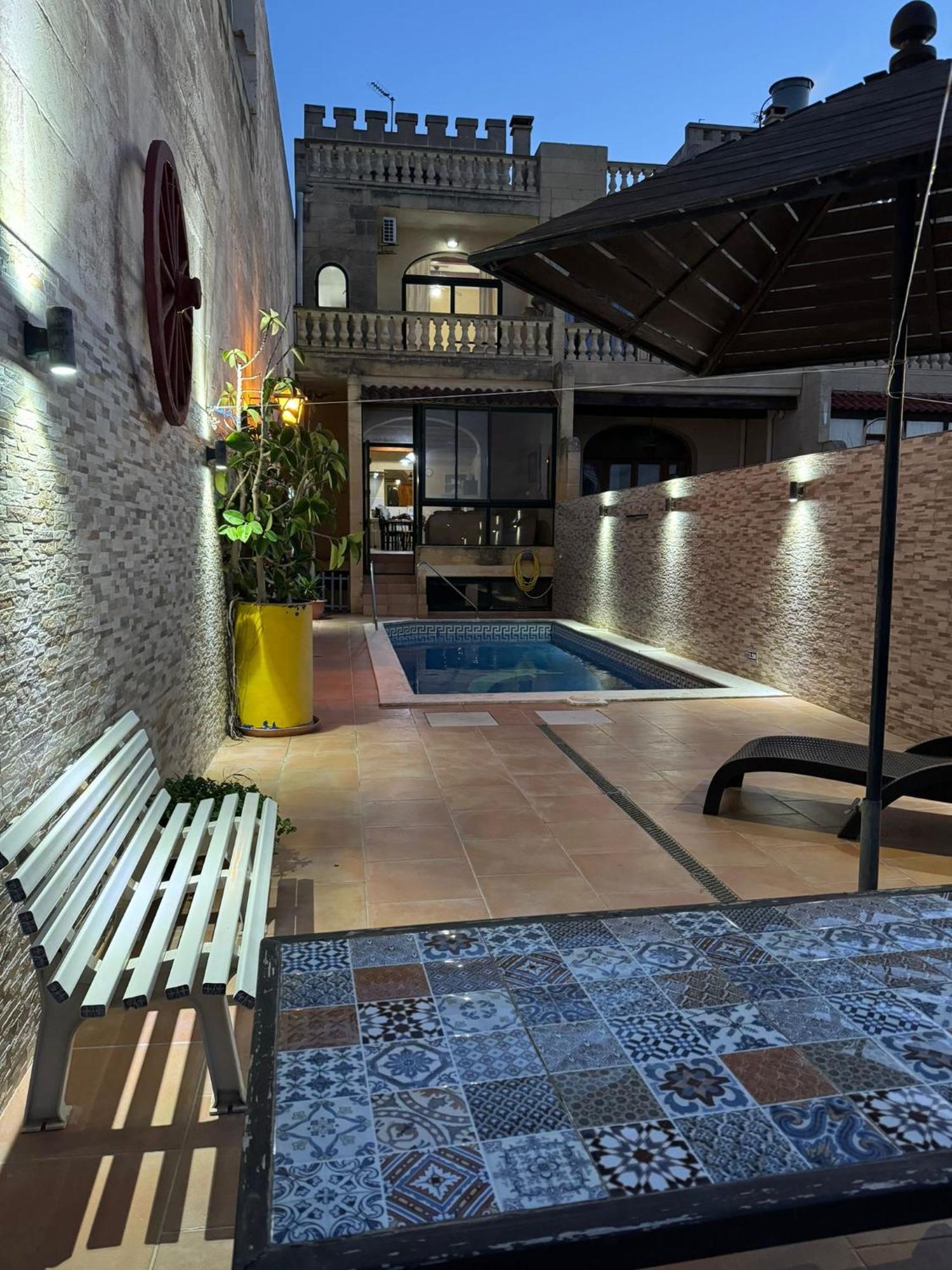 Hotel Tal-Bir Farmhouse Nadur Esterno foto